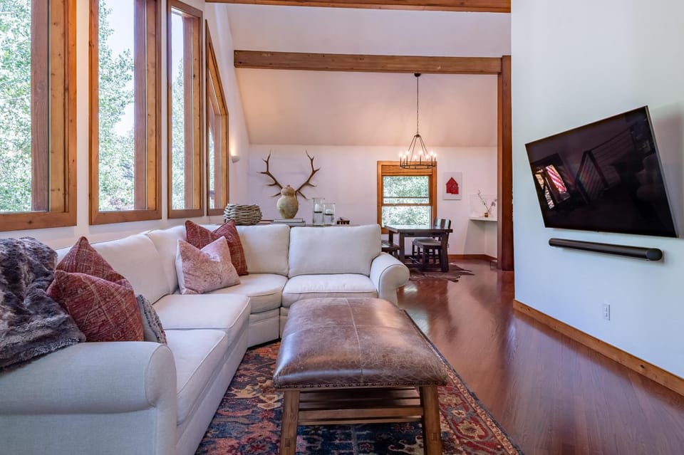 380 Sabala Unit A House in Ketchum