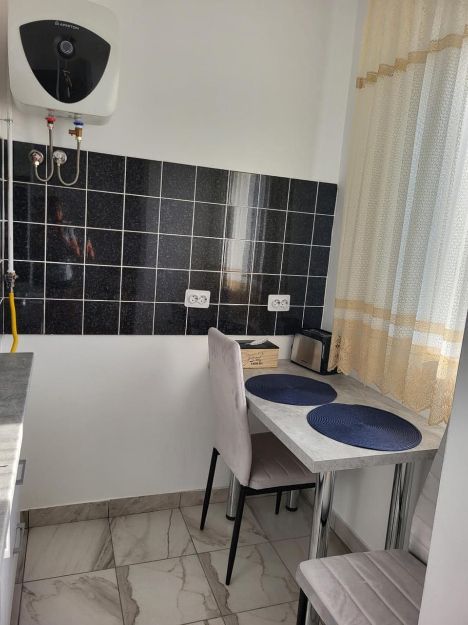 Studio Cristina Apartment in Romania