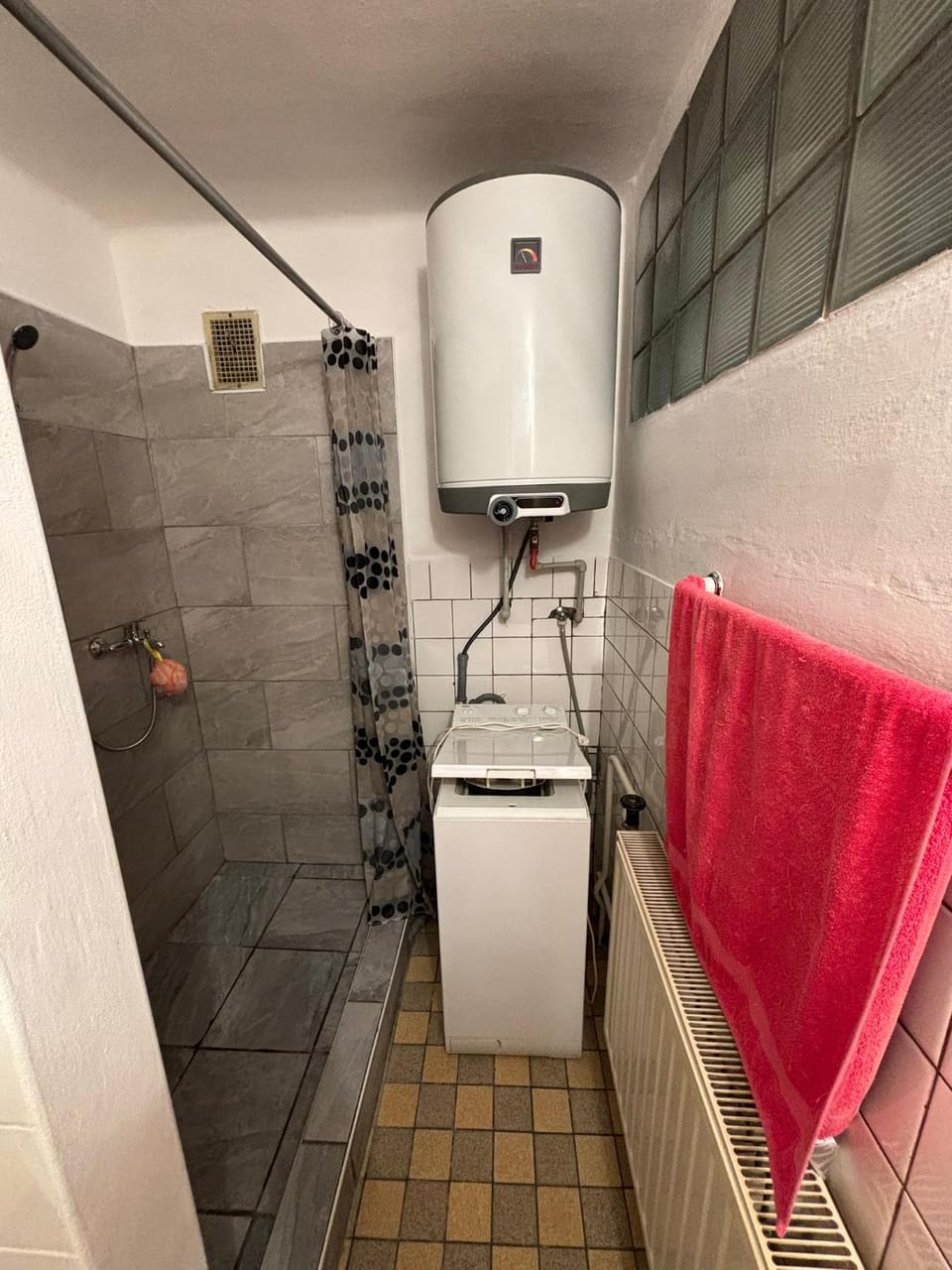 Shower, Bathroom, washing machine