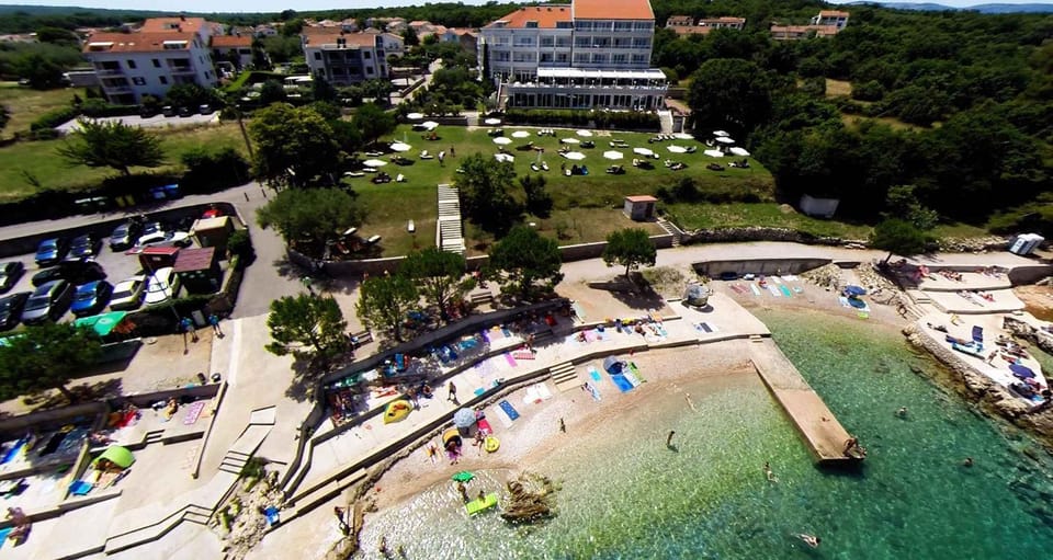 Nearby landmark, Bird's eye view, Summer, Beach