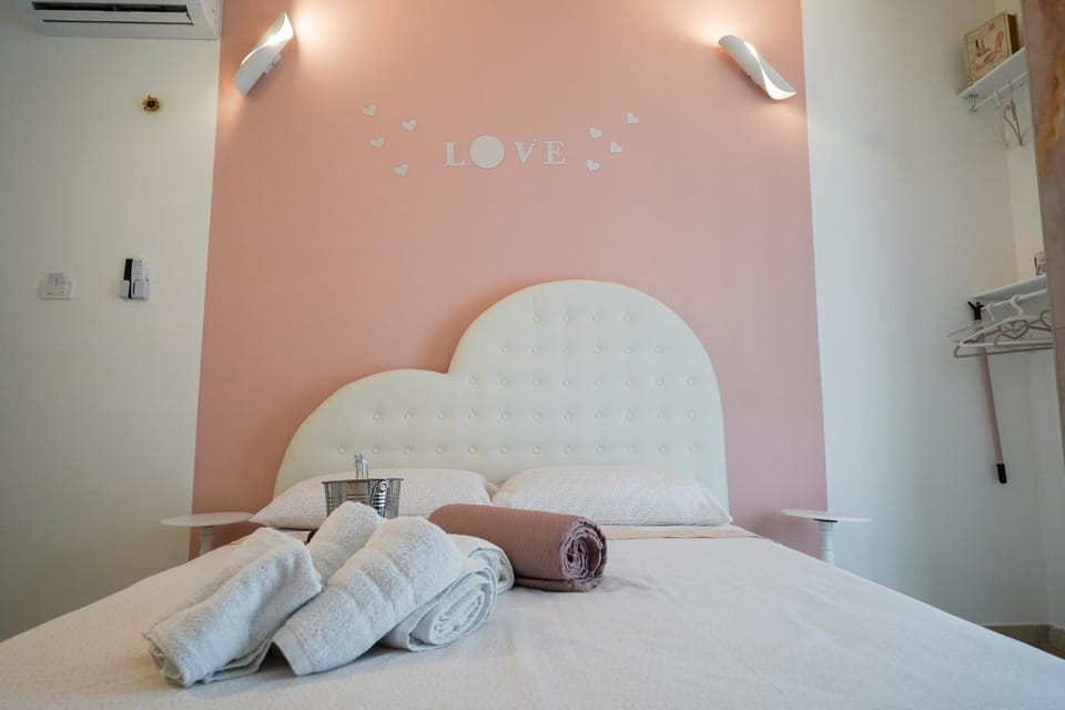 Giuly Home B&b Bed and Breakfast in Campania