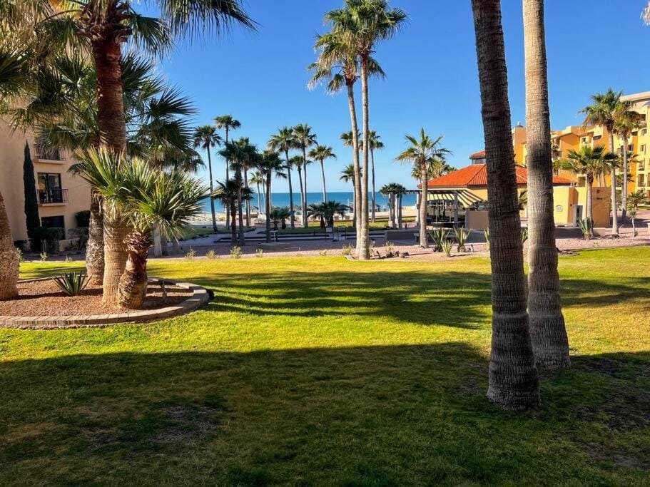 Sandy Beach Princesa D107 Ocean Front Resort Apartment in Rocky Point