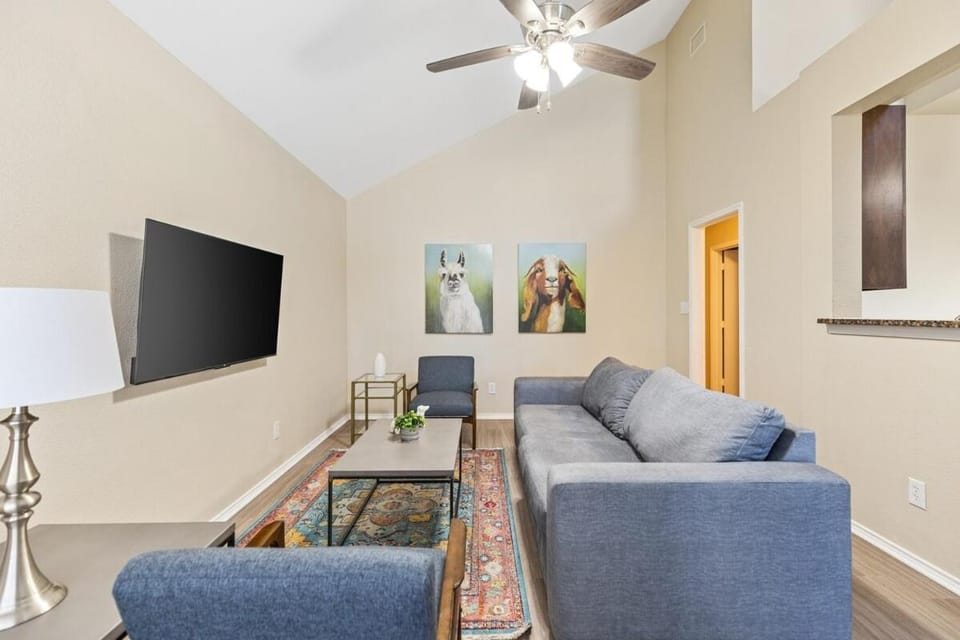 Lone Star Hideaway House in Dallas