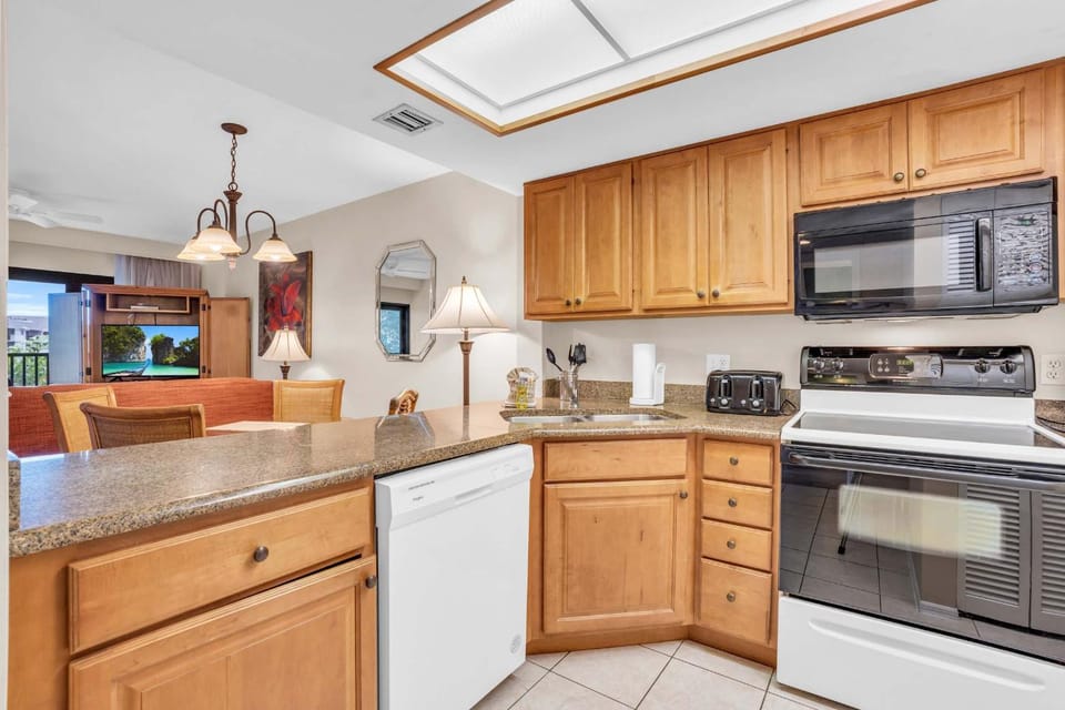 Peaceful Views and Close to Beach House in Naples