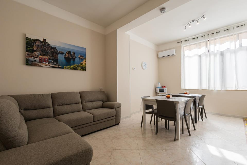 Living room, Seating area, kitchen, air conditioner
