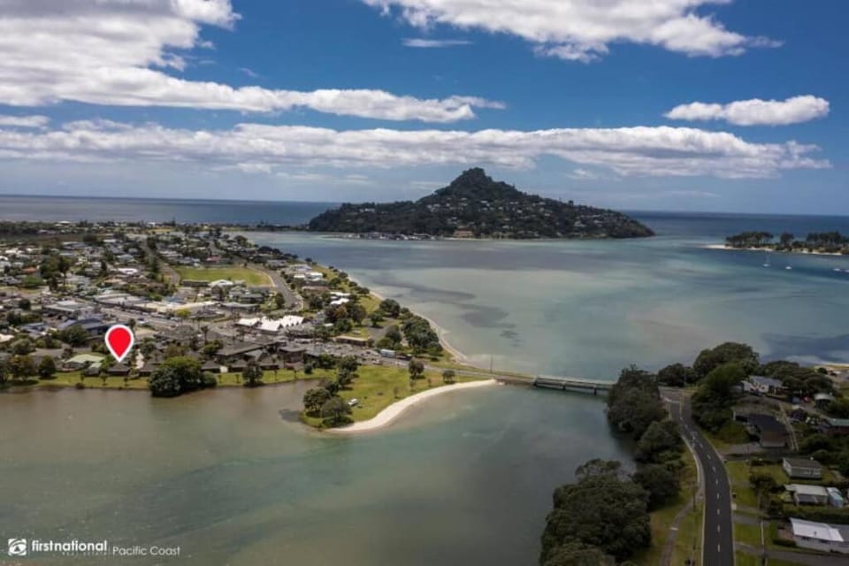 Nearby landmark, Natural landscape, Bird's eye view, Beach, Mountain view, River view
