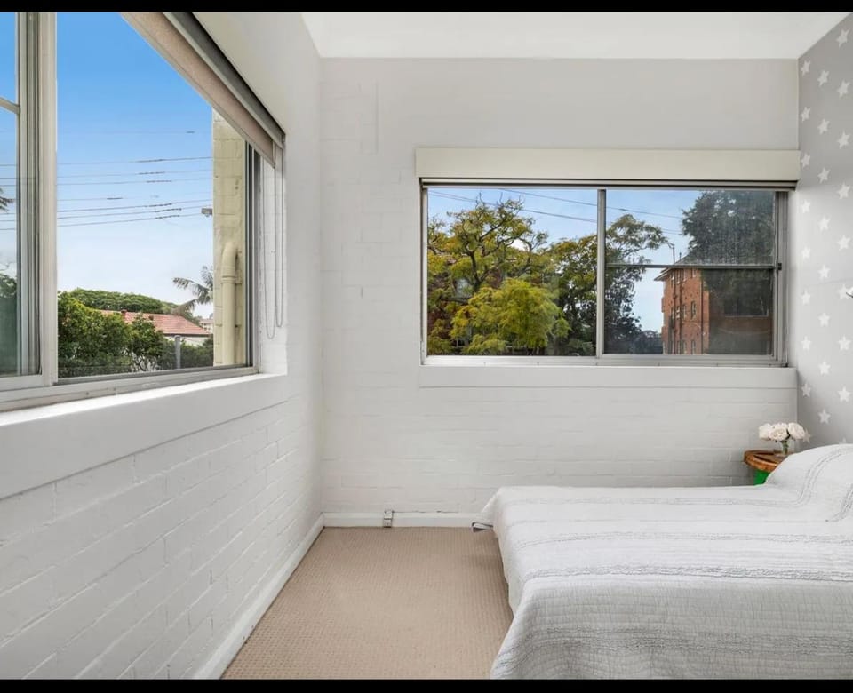 Sunlit apartment in Kurraba point, 10 min from cbd Apartment in Sydney