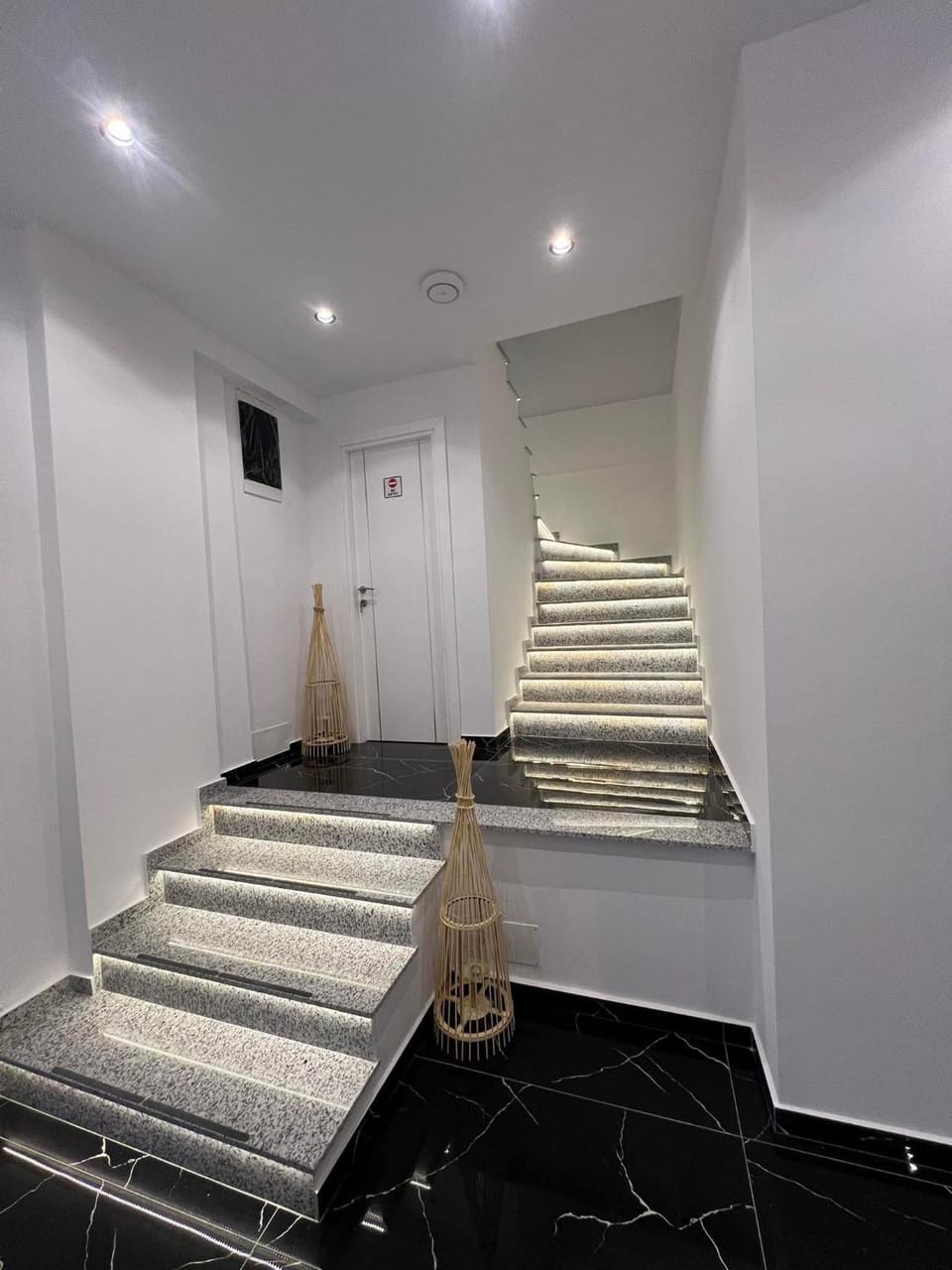 Nōya Suites SR Apartment hotel in Sarandë