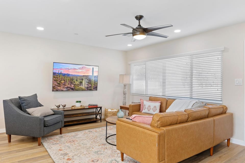 Old Town Oasis - 3BR Home with Fire Pit House in Scottsdale