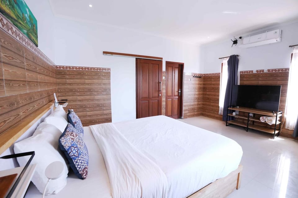 Bed, TV and multimedia, Photo of the whole room, Bedroom, air conditioner