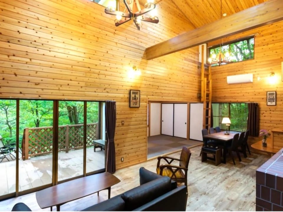 View (from property/room), View (from property/room), Living room, Photo of the whole room