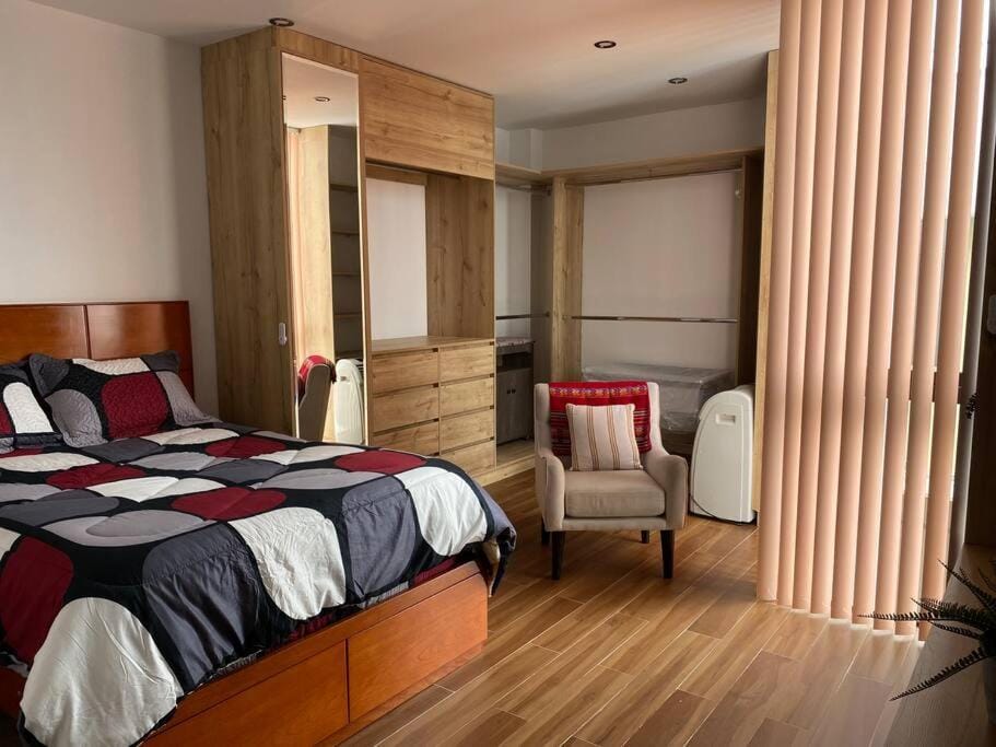 Bedroom, wardrobe