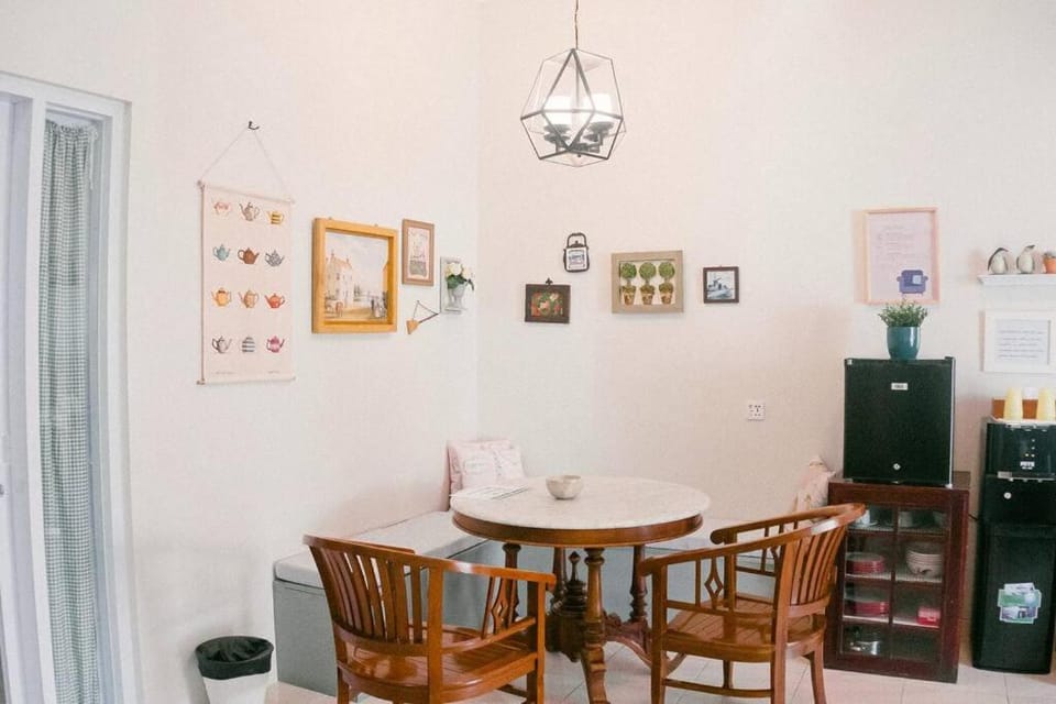 Cottonwood Villa Grandma's 3BR 10pax BBQ Netflix Nintendo Villa in Lembang