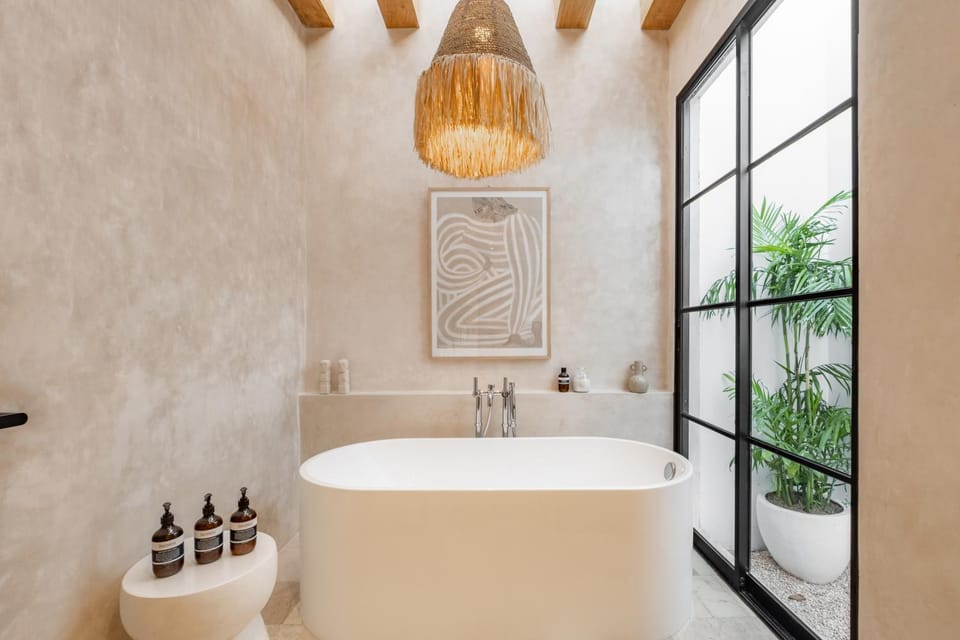 Bathroom, Bath