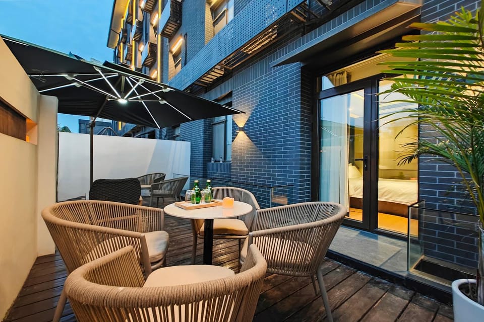 View (from property/room), Balcony/Terrace