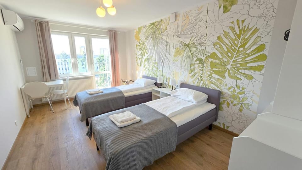 Bed, Photo of the whole room, Bedroom, internet, towels