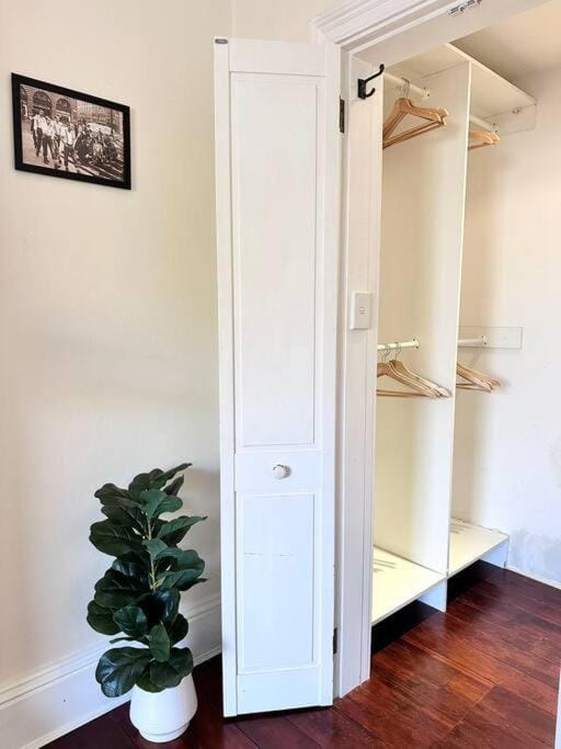 Ivy Haven with City View Loft Apartment in Sydney