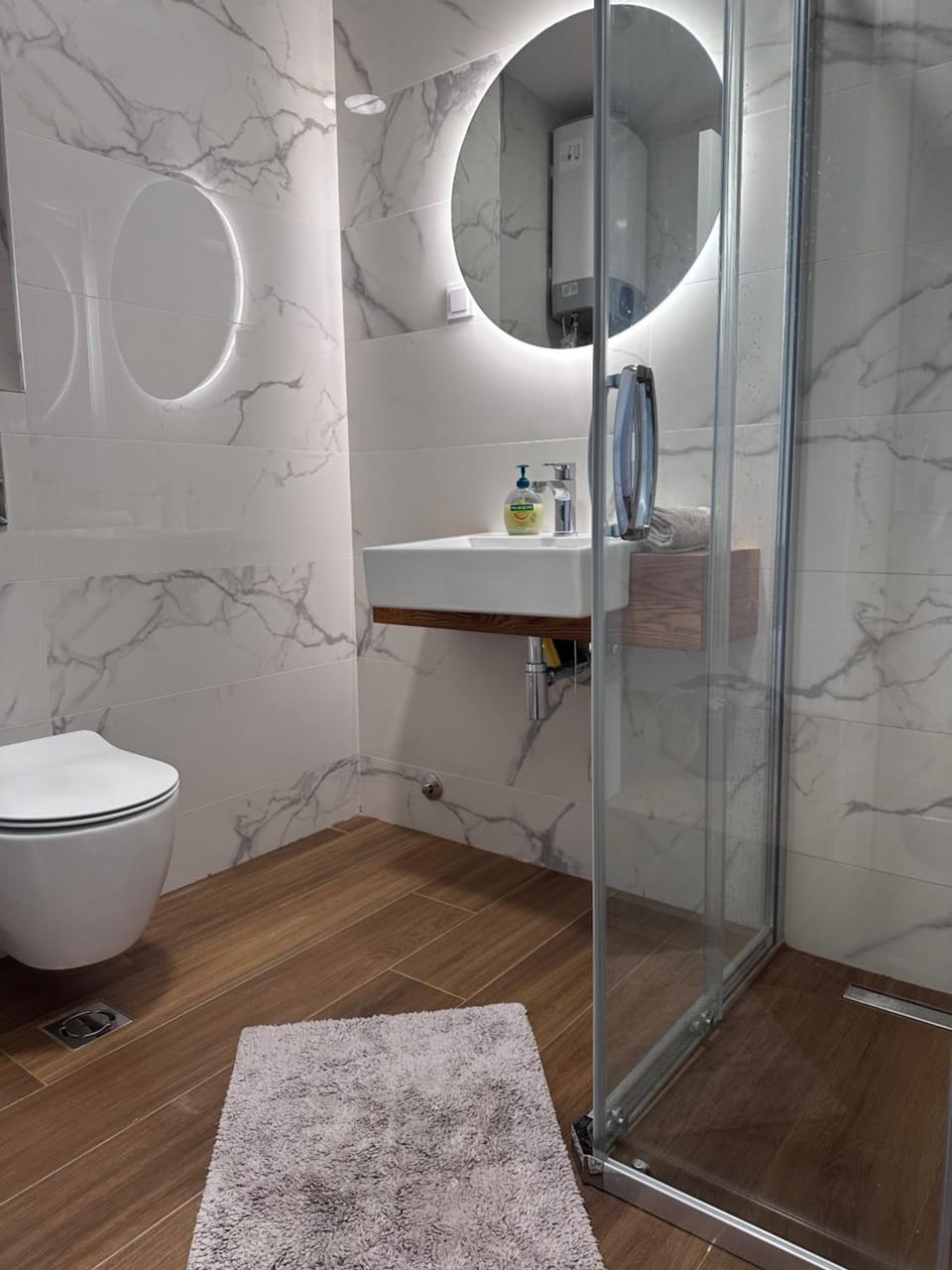 Shower, Toilet, Bathroom