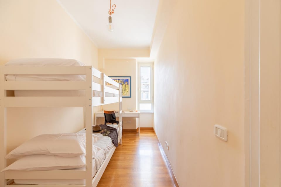 Bed, Photo of the whole room, Bedroom, bunk bed, towels