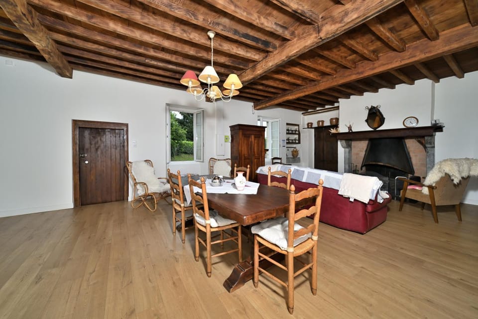 Property building, Living room