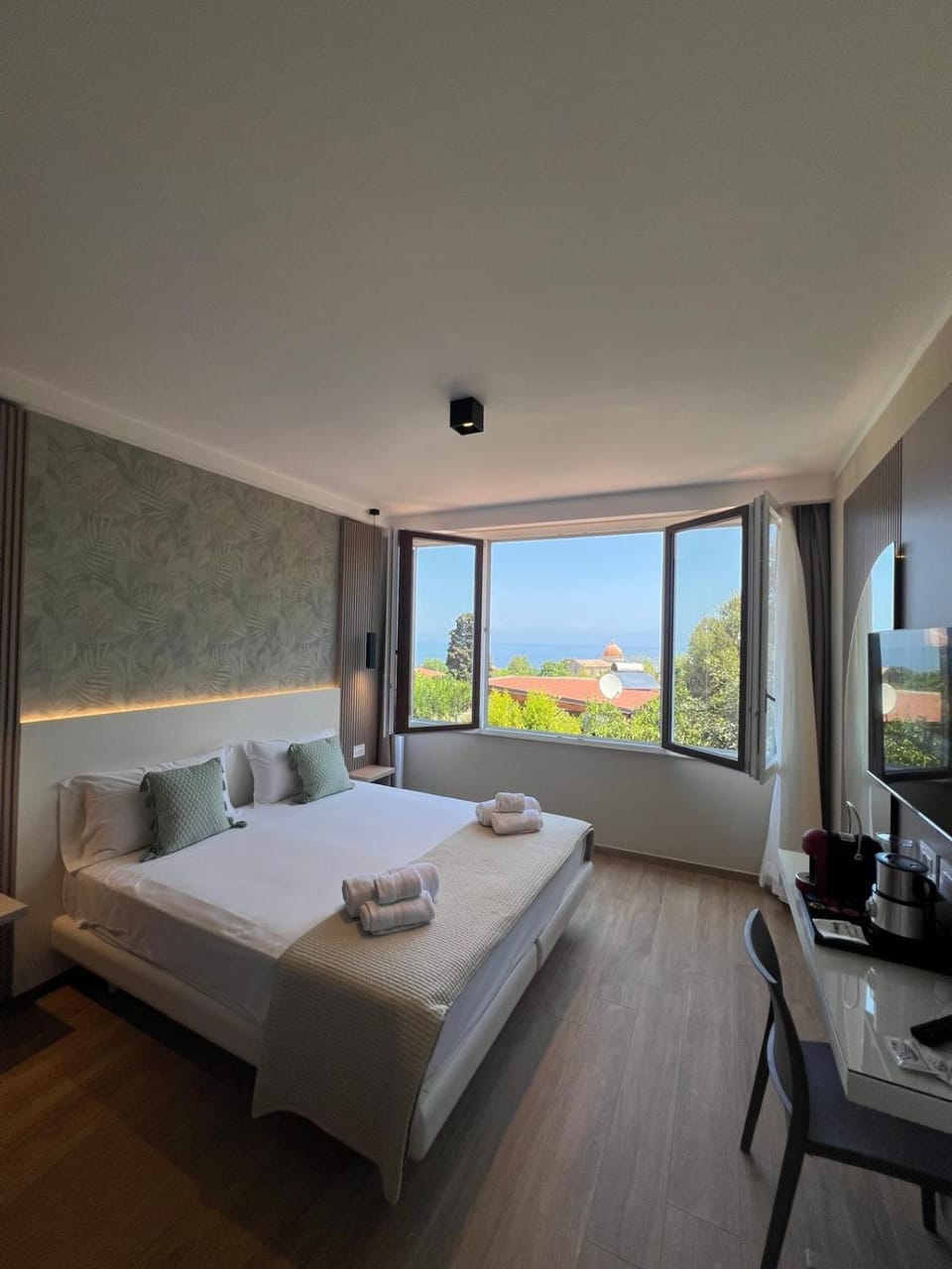 Residenza Gurnea - Free Private Parking Bed and Breakfast in Tropea