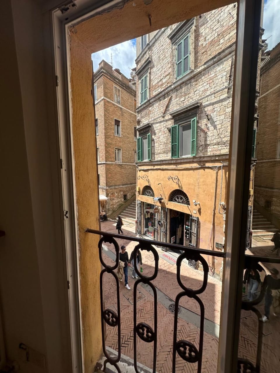 Balcony/Terrace, City view