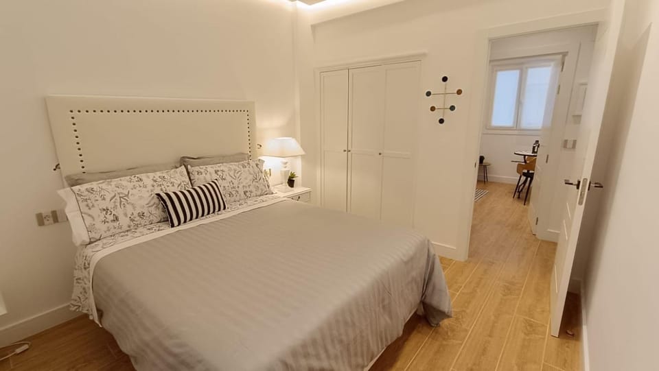 Bed, Bedroom, wardrobe