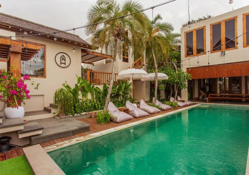 Pool view, Swimming pool