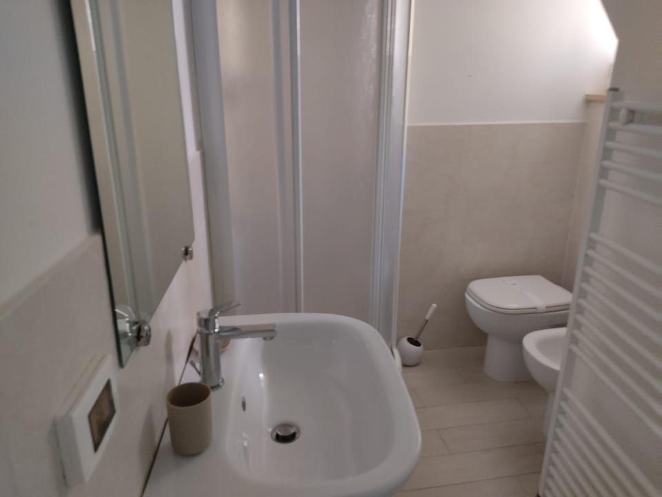 desideri 2 affittacamere Bed and Breakfast in Numana