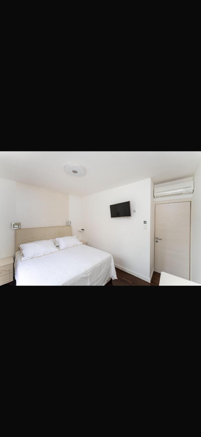 Deluxe apartment with garage, Zadar Apartment in Zadar