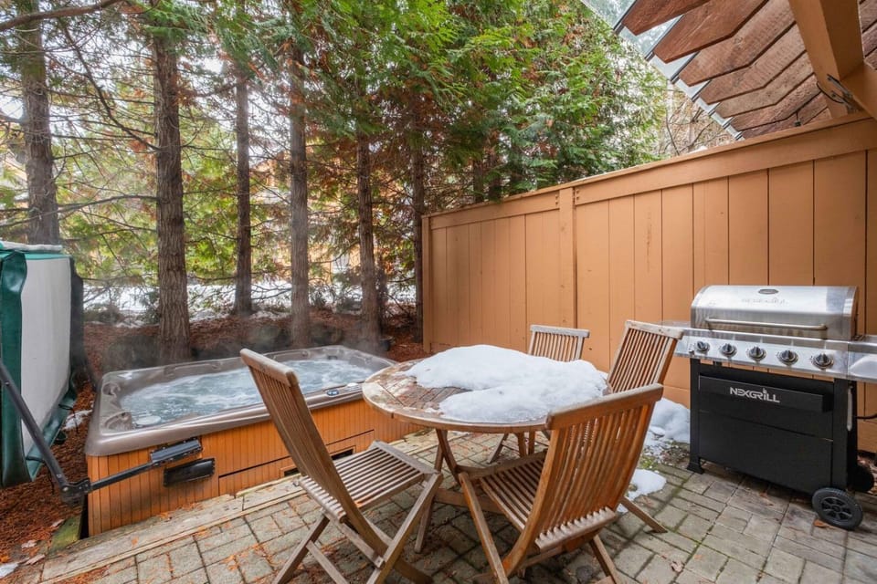 Patio, BBQ facilities, Hot Tub
