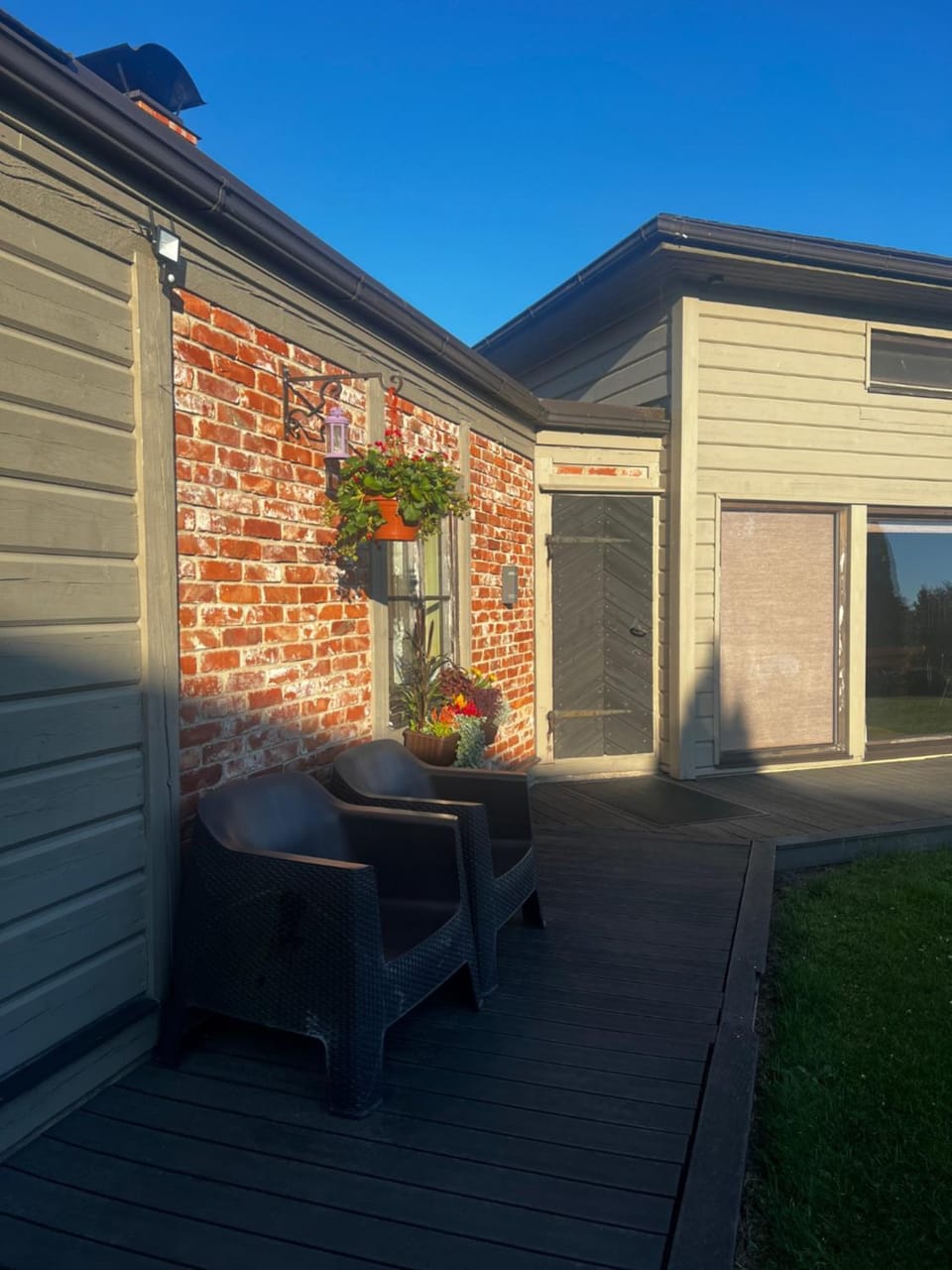 Property building, Patio