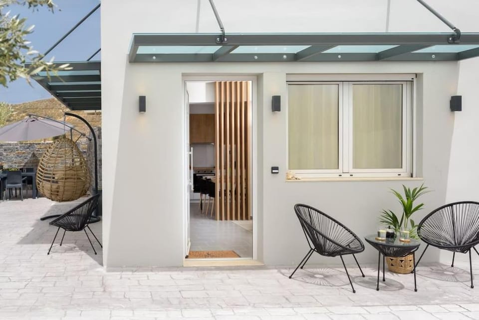 Property building, Patio, Seating area