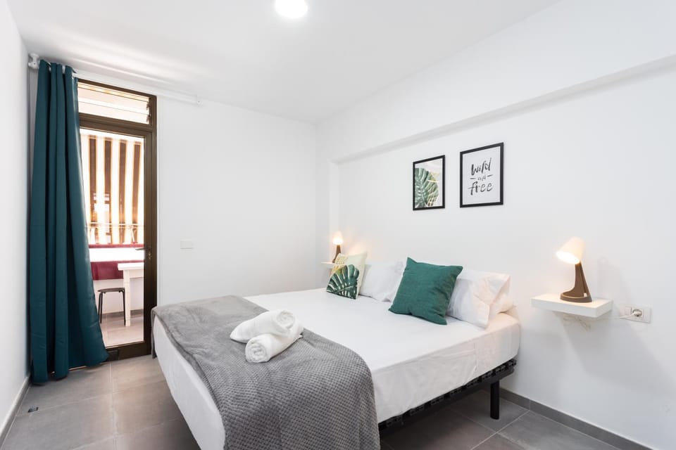 Home2Book Las Américas Flat, Pool & Terrace Apartment in Playa de las Americas