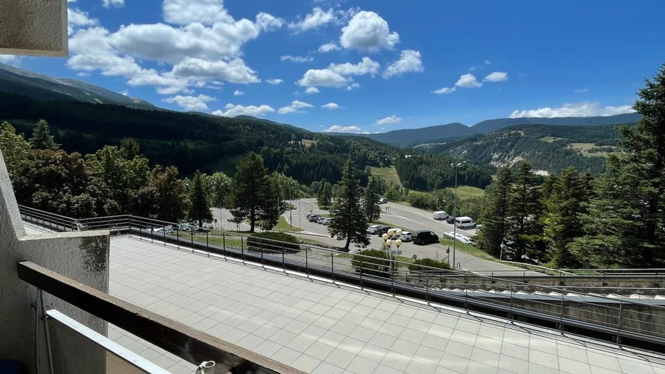 studio pied des pistes coeur de station Apartment in Provence-Alpes-Côte d'Azur