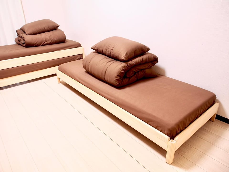 ゲストハウスEn 折尾ハイツ208 Apartment in Fukuoka Prefecture