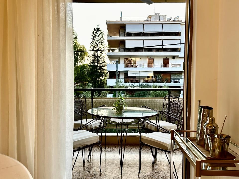 Day, View (from property/room), Balcony/Terrace, Seating area, Dining area