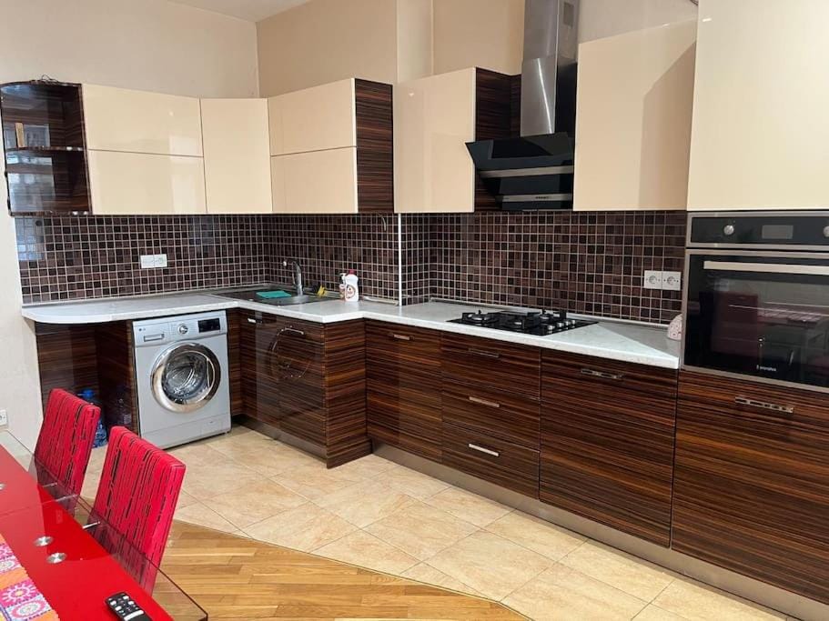 Квартира у Центра Гейдара Алиева Apartment in Baku