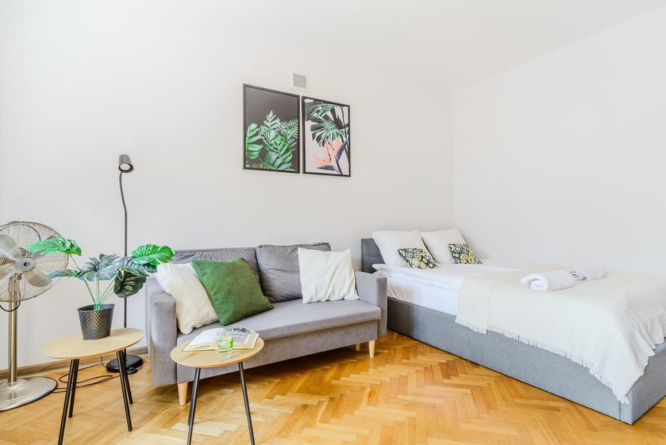 Bed, Living room, Seating area, Bedroom