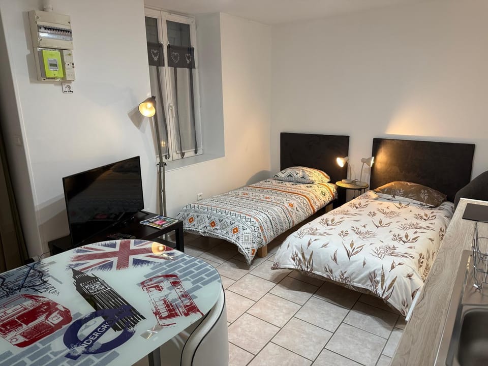 Studio Capitale du Jouet - Moirans en Montagne 2-4 personnes Apartment in Jura