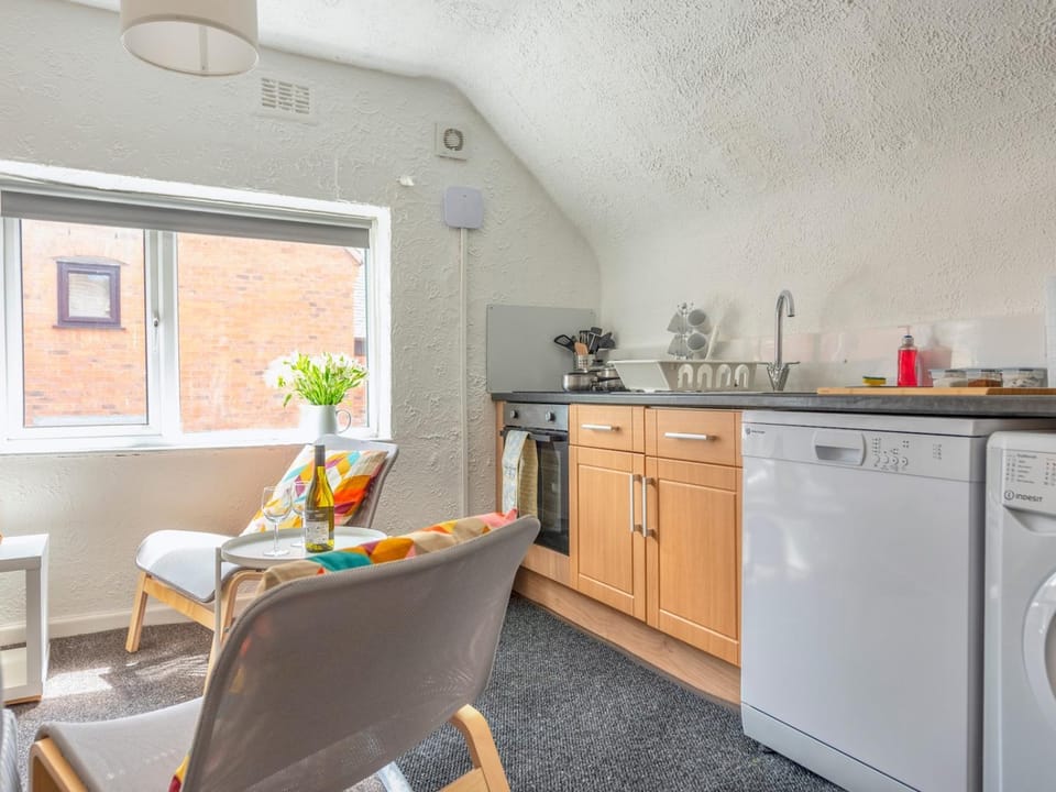 Kitchen or kitchenette, Living room, Dining area, dishwasher, stove