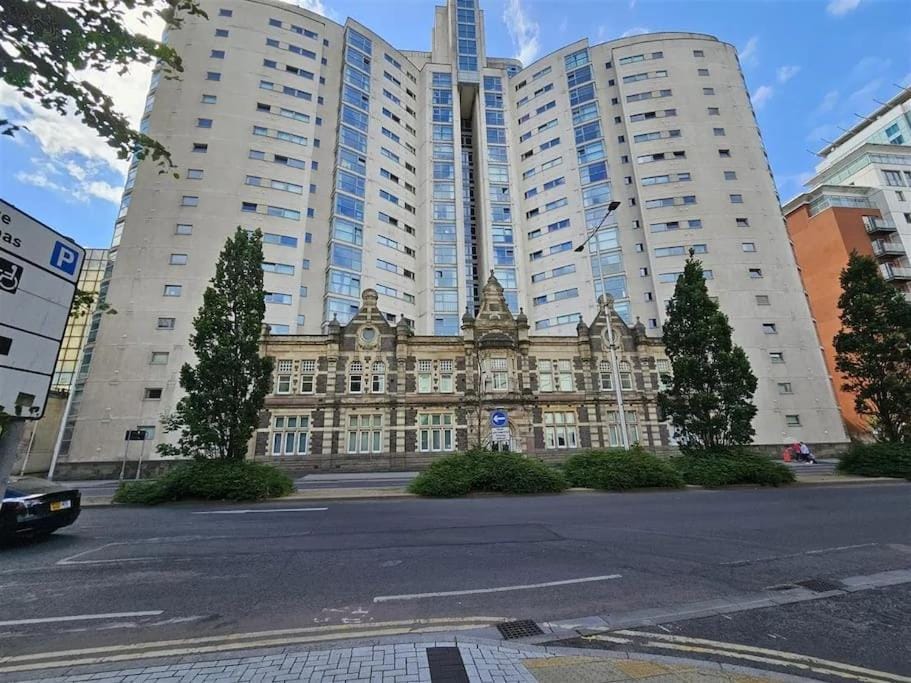 Cardiff City Centre Retreat Apartment in Cardiff