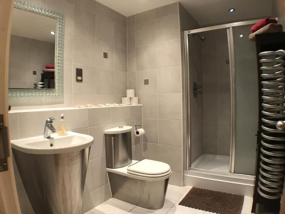 Cardiff City Centre Retreat Apartment in Cardiff