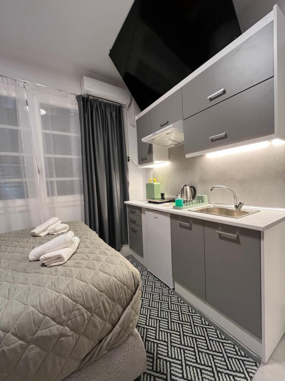 Kitchen or kitchenette, Photo of the whole room