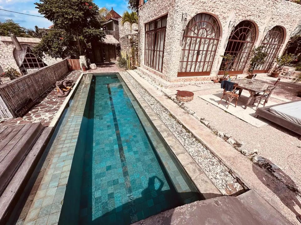Day, Pool view, Swimming pool, sunbed