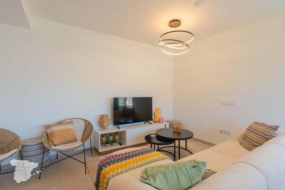 Communal lounge/ TV room, Living room