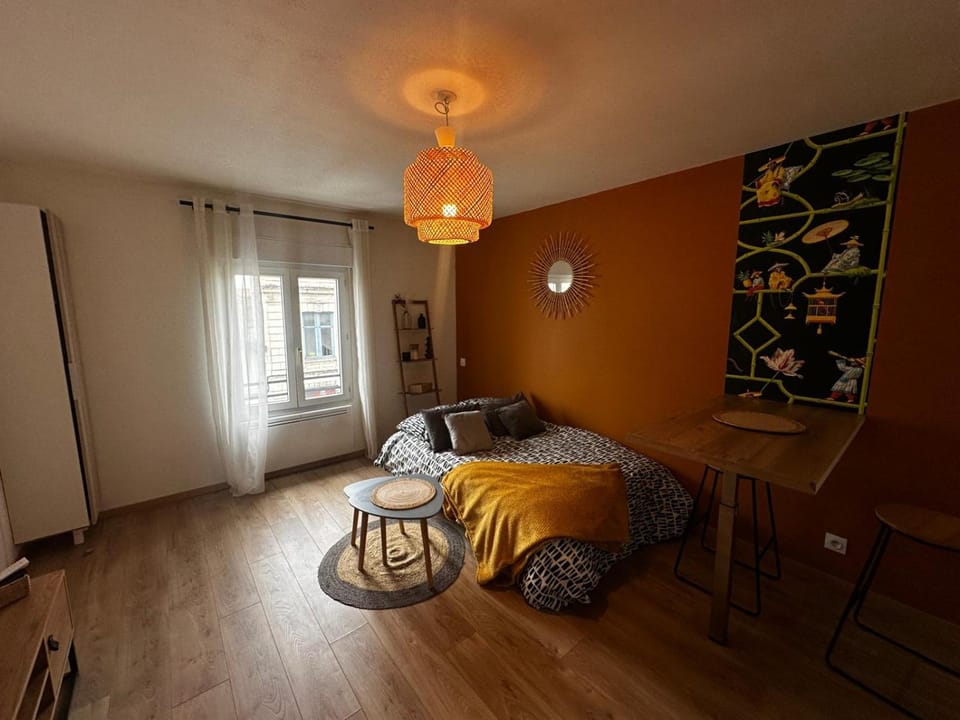 Le Petit phucket - centre ville - wifi Apartment in Nouvelle-Aquitaine