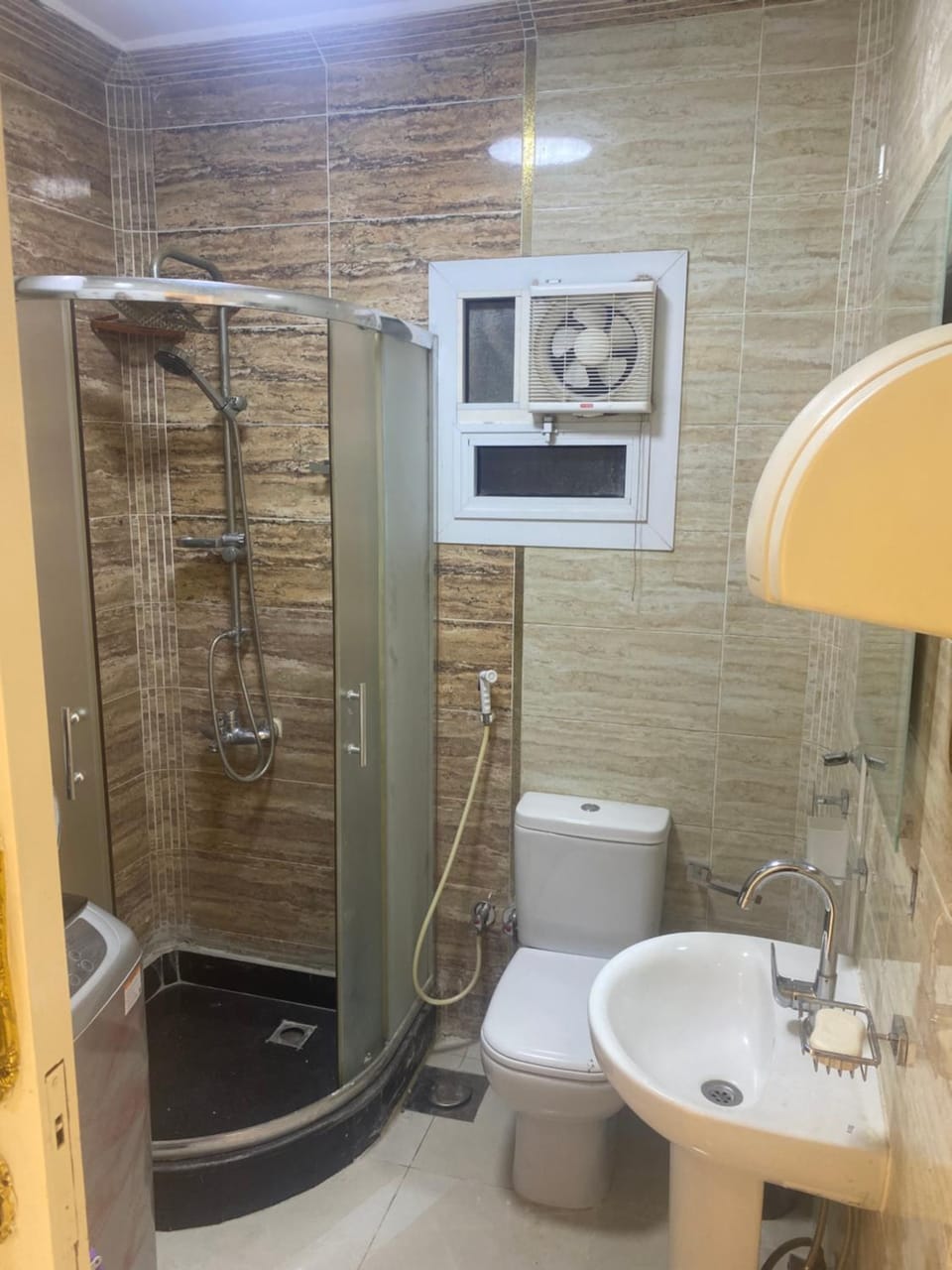 Shower, Toilet, Bathroom