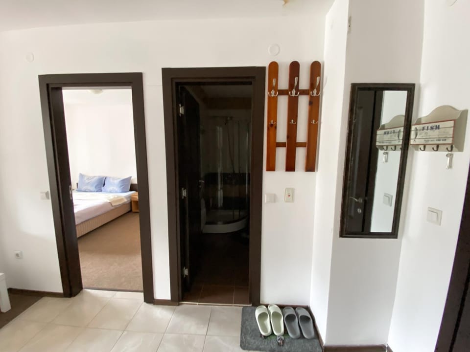 Bed, Bathroom, Bedroom