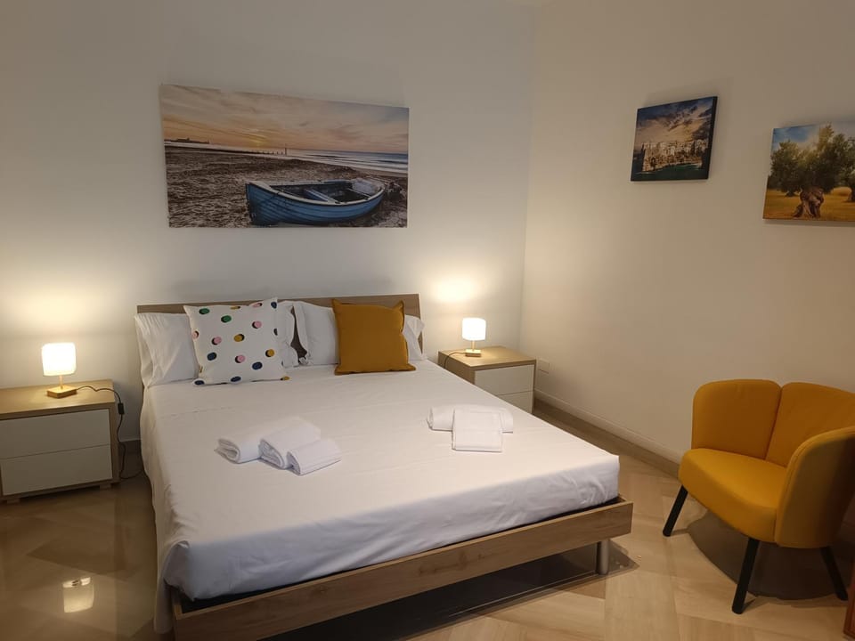 4Rooms Station House Bari Apartment in Bari